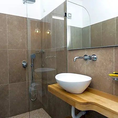 Semeli Hotel 2*